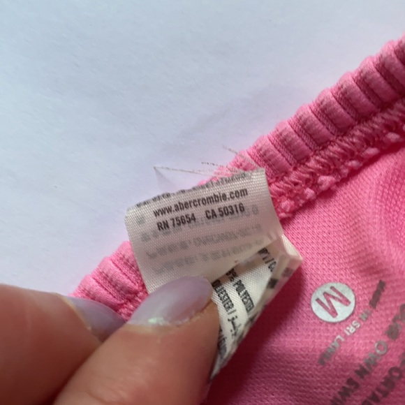 Hollister | Ribbed Scoop Bikini Top - Picture 7 of 9